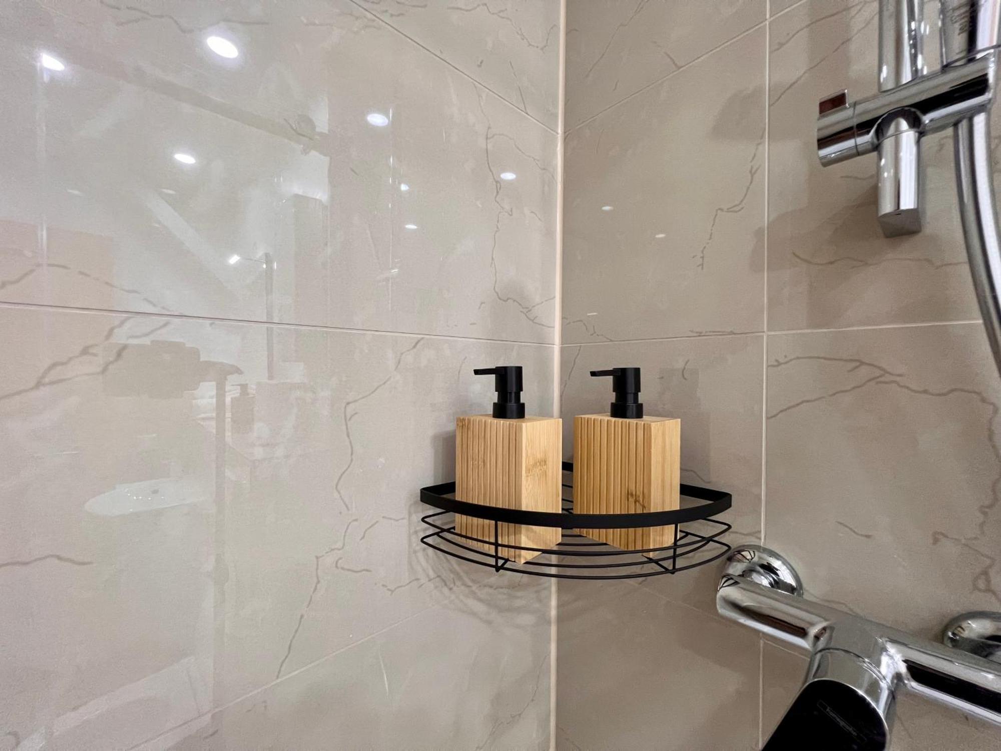 Primetime Suite Fuer 2 Mit Kueche Essen Exterior foto